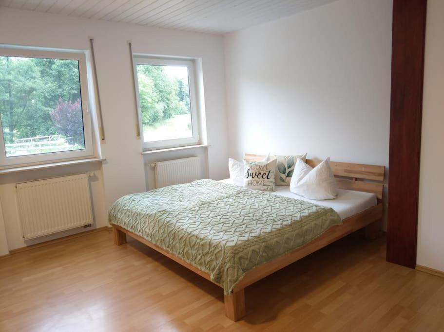 Wald-Apartment Limbach-Oberfrohna Luaran gambar
